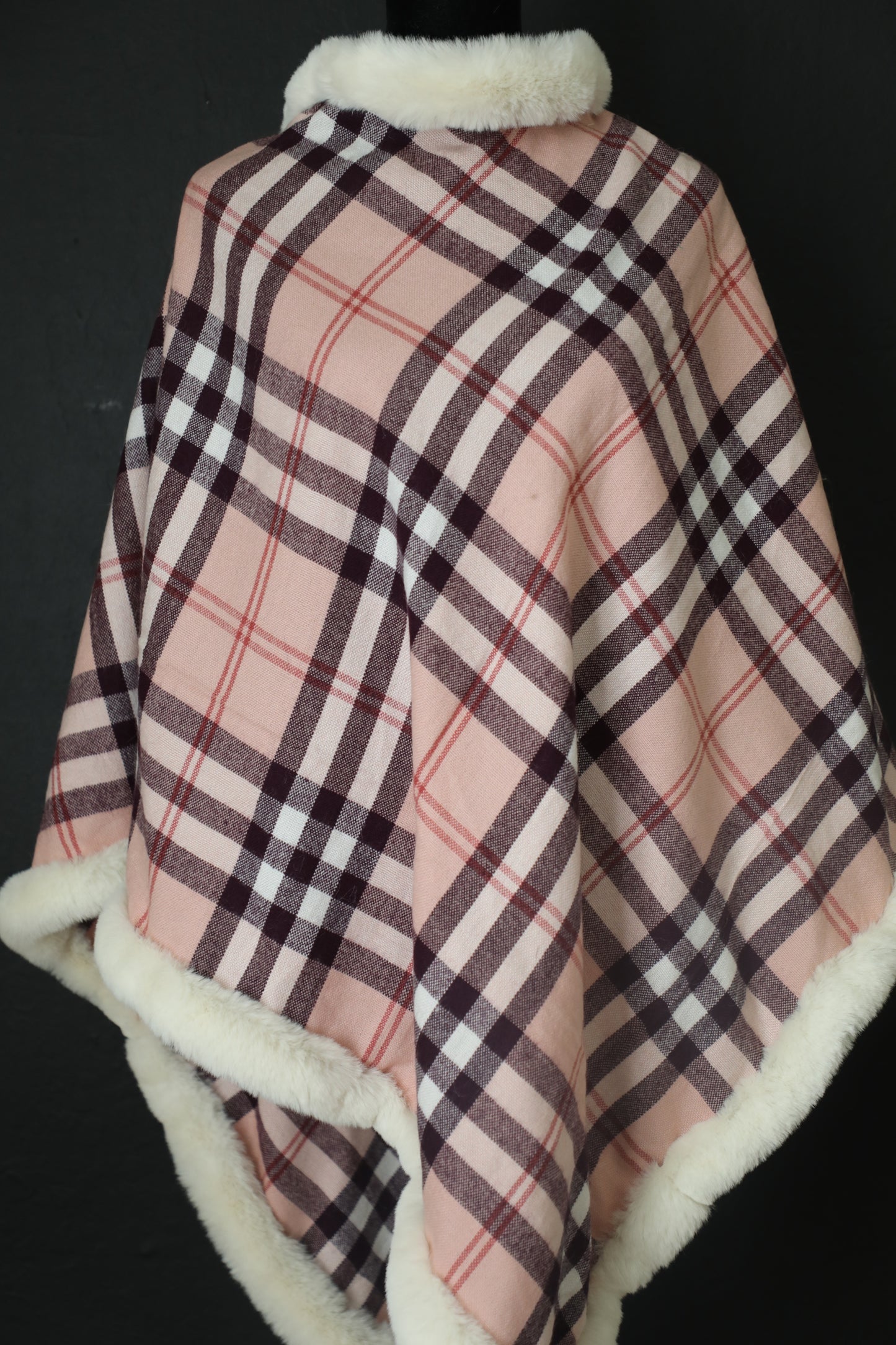 Women's Plaid Poncho , Plush Fur Trimmed Warm, Cozy, Fall/winter wrap